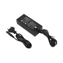 LED zdroj 24V, 36W zásuvkový 1,5A, DC konektor 5,5/2,1 mm